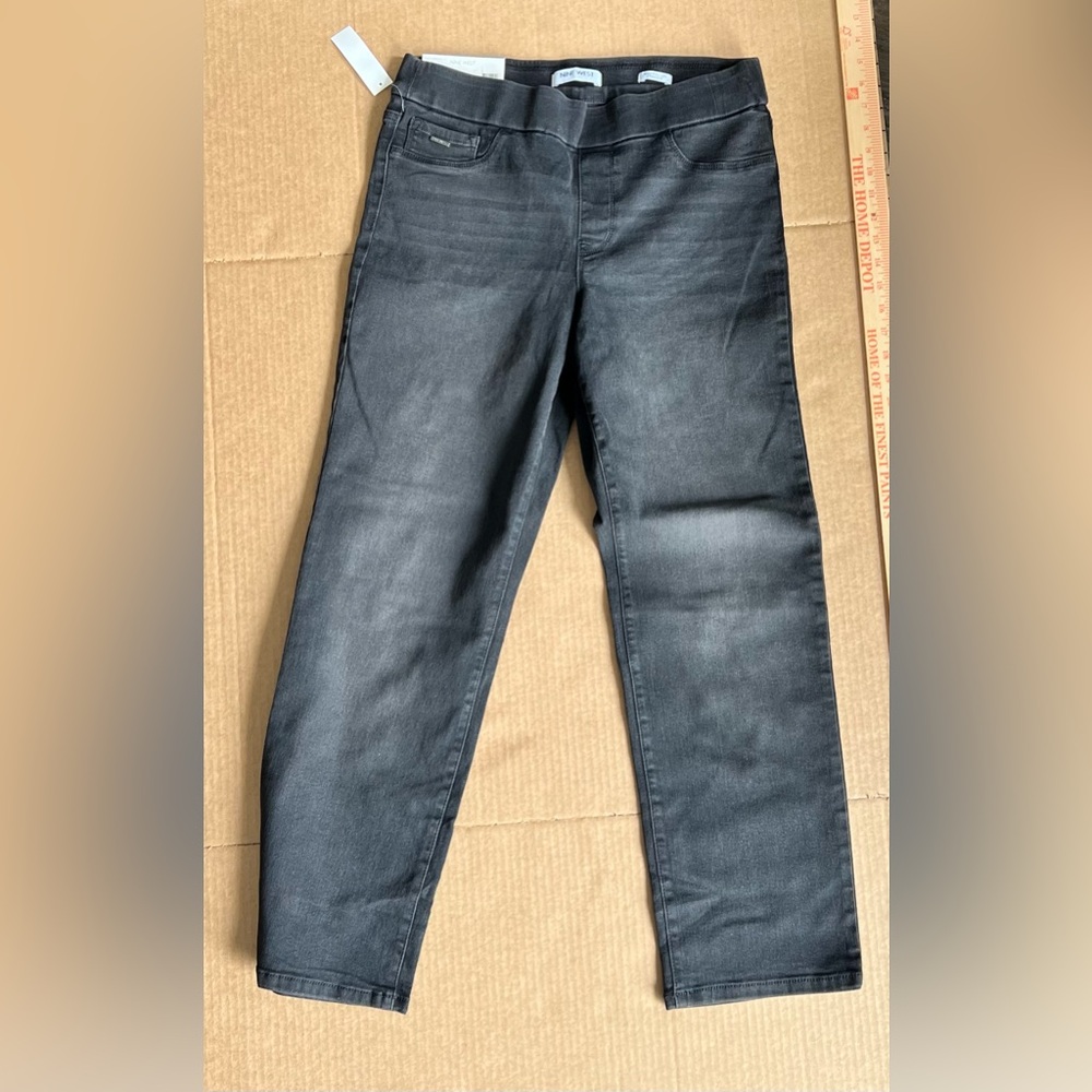 Nine West Charcoal pull on pants size 10 NWT